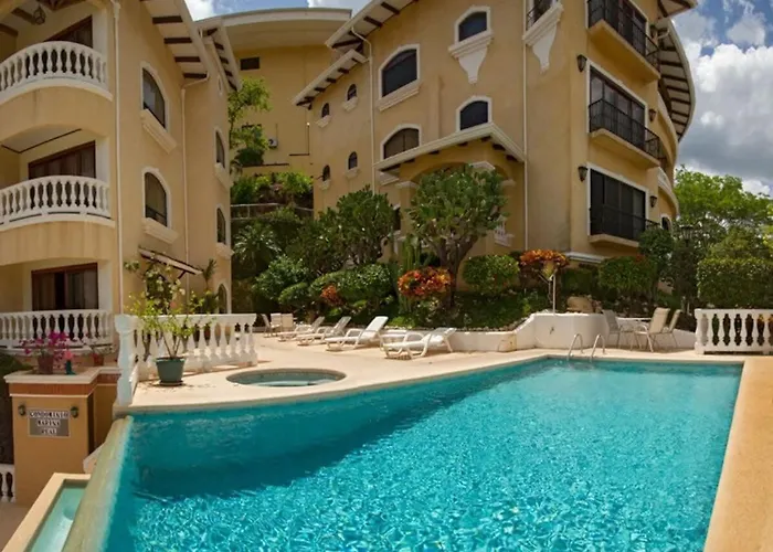 Top-floor With Sweeping Ocean, Mountain & Marina Views