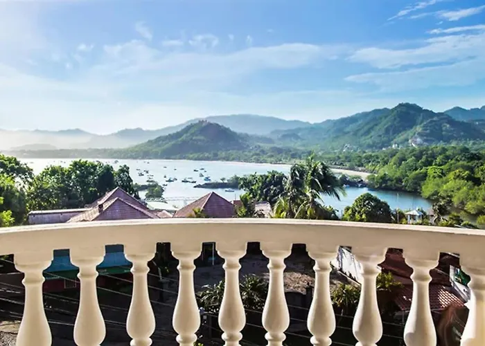 Casa vacanze Top-floor With Sweeping Ocean, Mountain & Marina Views Playa Flamingo