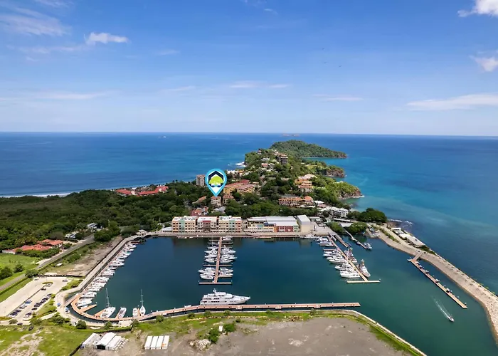 Casa vacanze Top-floor With Sweeping Ocean, Mountain & Marina Views